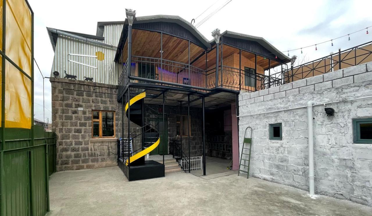 Hotel Kotun Giumri Zewnętrze zdjęcie